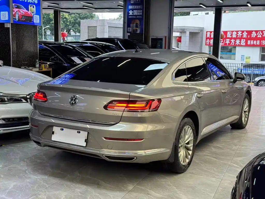 Volkswagen CC — миниатюра 9