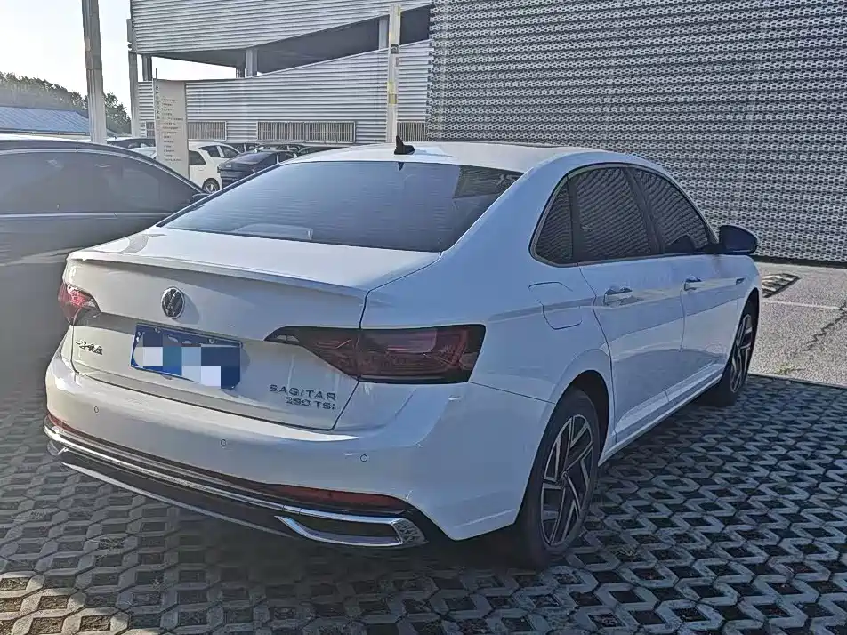 Volkswagen Sagitar — миниатюра 5