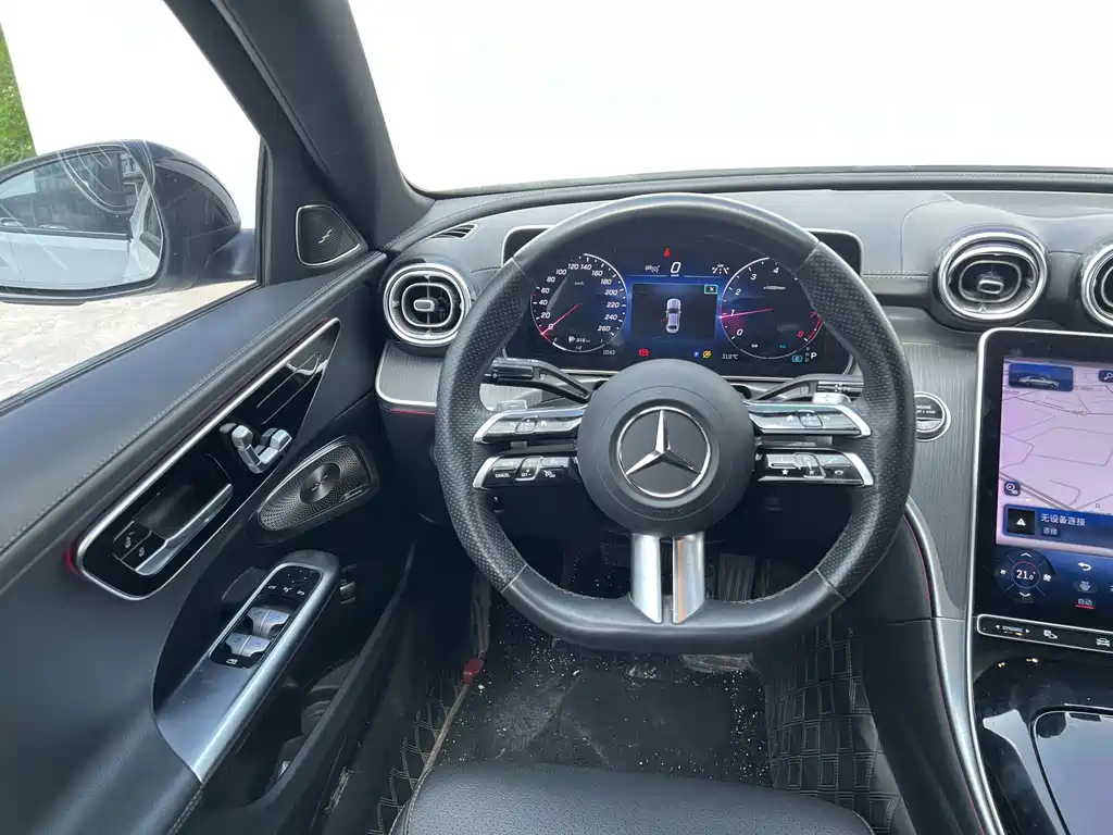 Mercedes-Benz C-Class — миниатюра 4