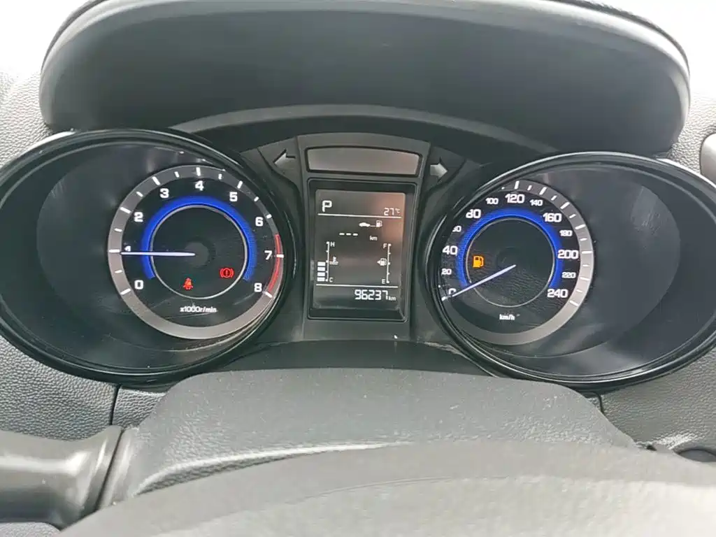 Changan CS15 — миниатюра 12