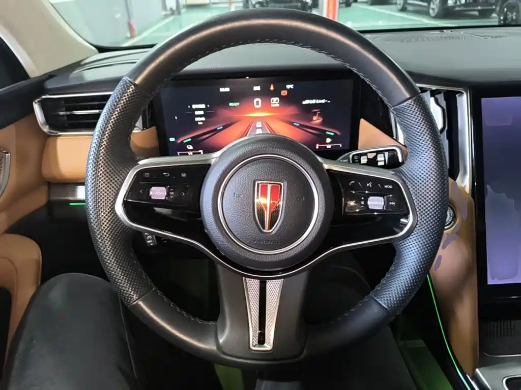Hongqi Hongqi HS7 PHEV — миниатюра 11