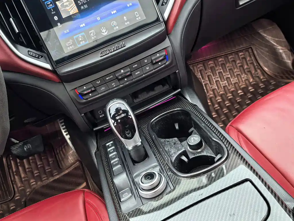 Maserati Ghibli 3.0T Standard Edition, фото 12