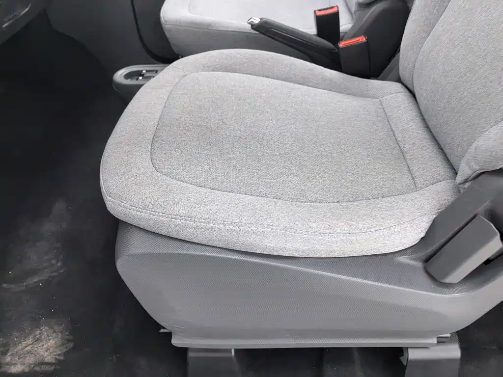 Wuling MINIEV — миниатюра 20