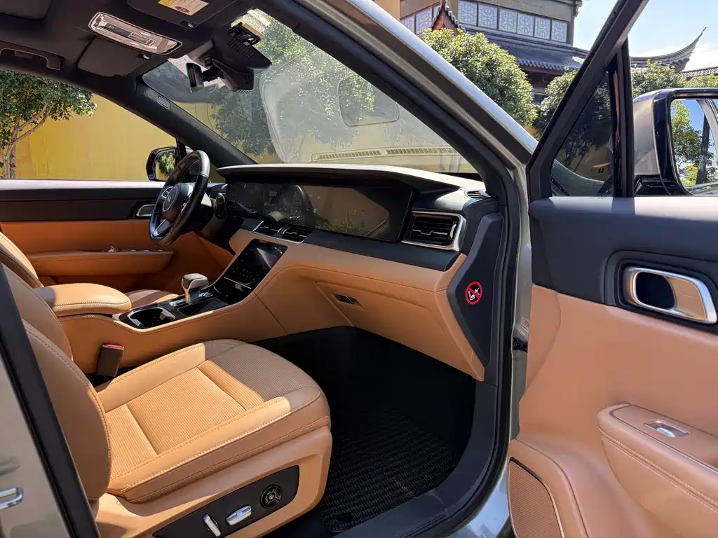 Li Auto Li ONE — миниатюра 13