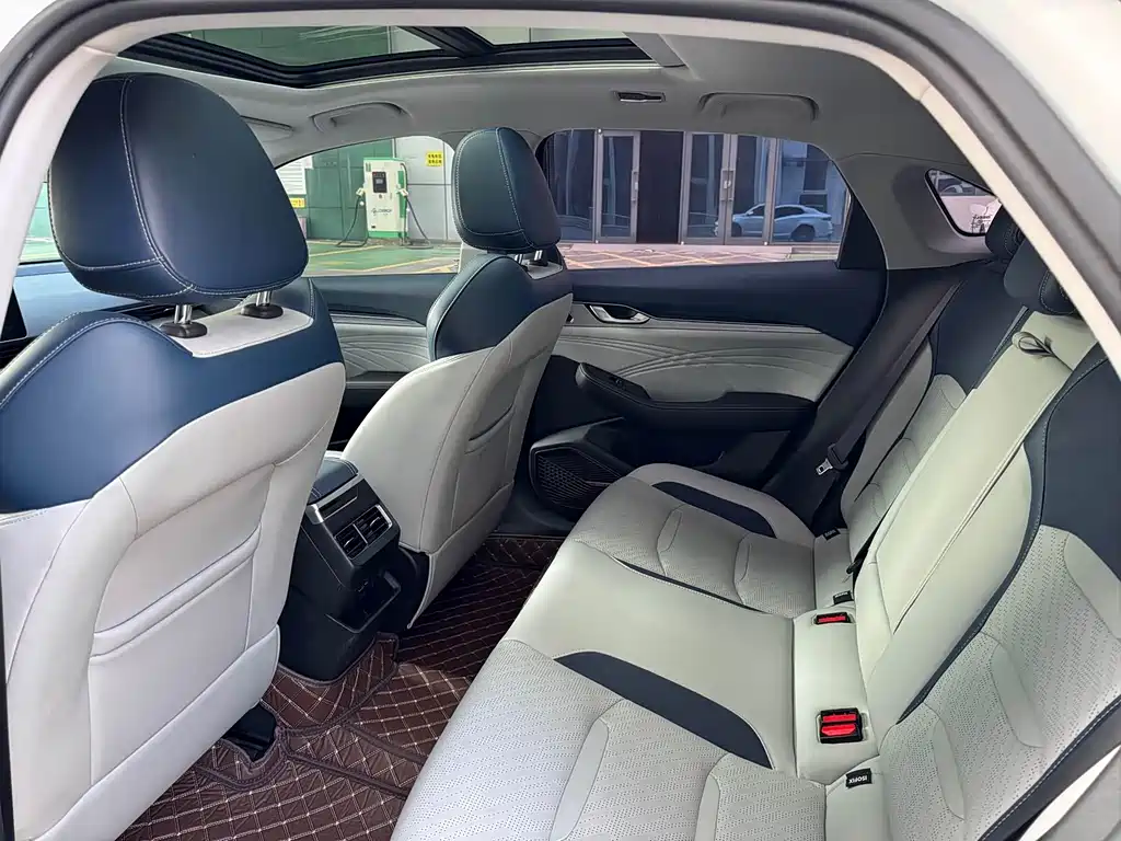 Geely Xingrui — миниатюра 16