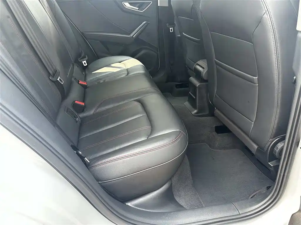 Audi Q2L 2024 35TFSI