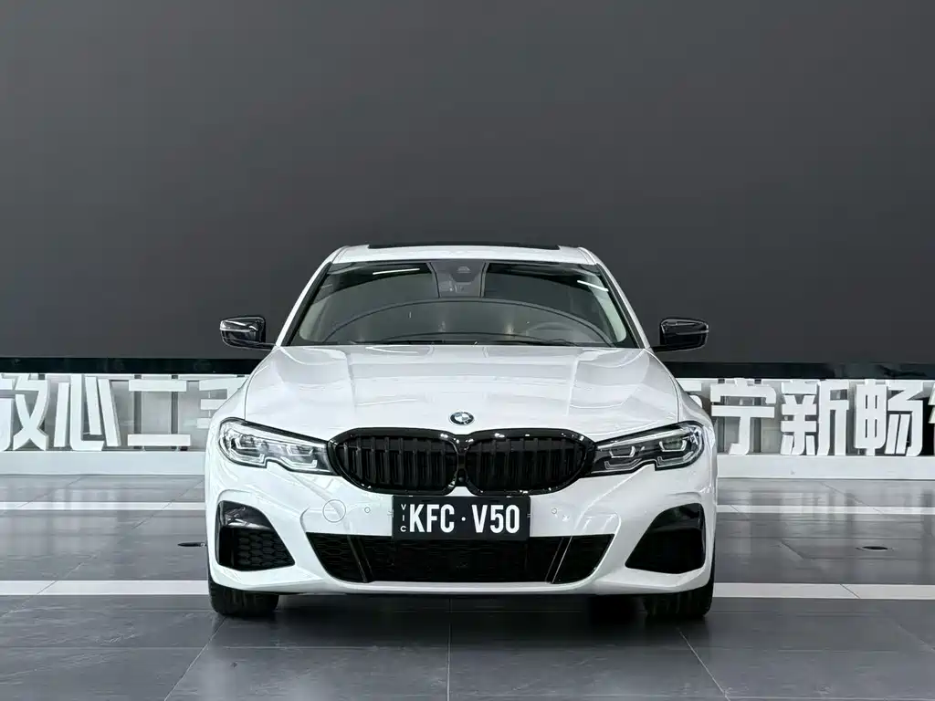 BMW 3 SERIES