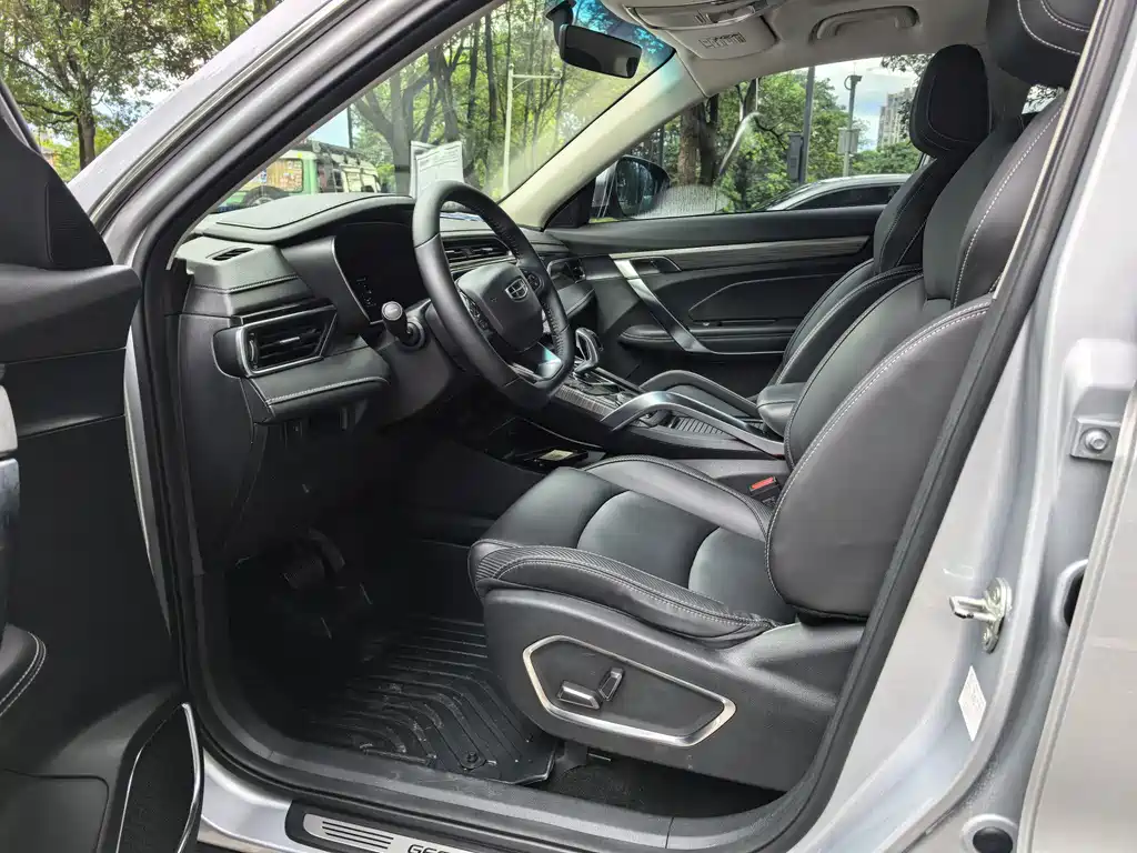 Geely Boyue — миниатюра 8
