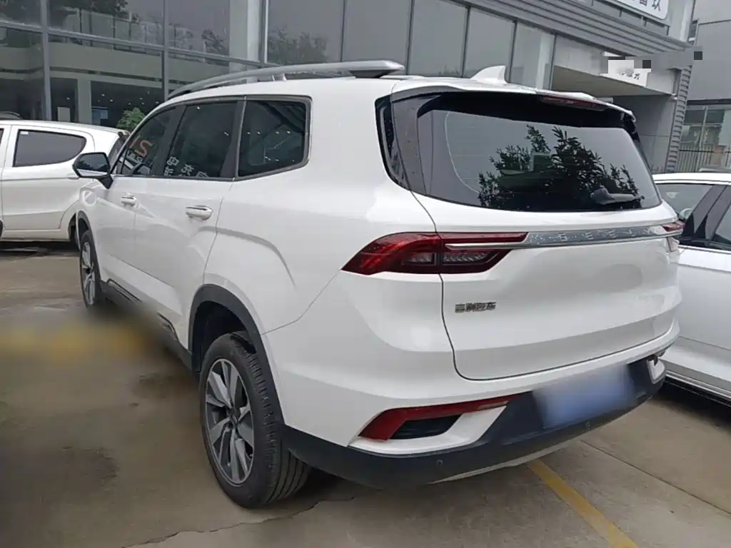 Geely Haoyue — миниатюра 5