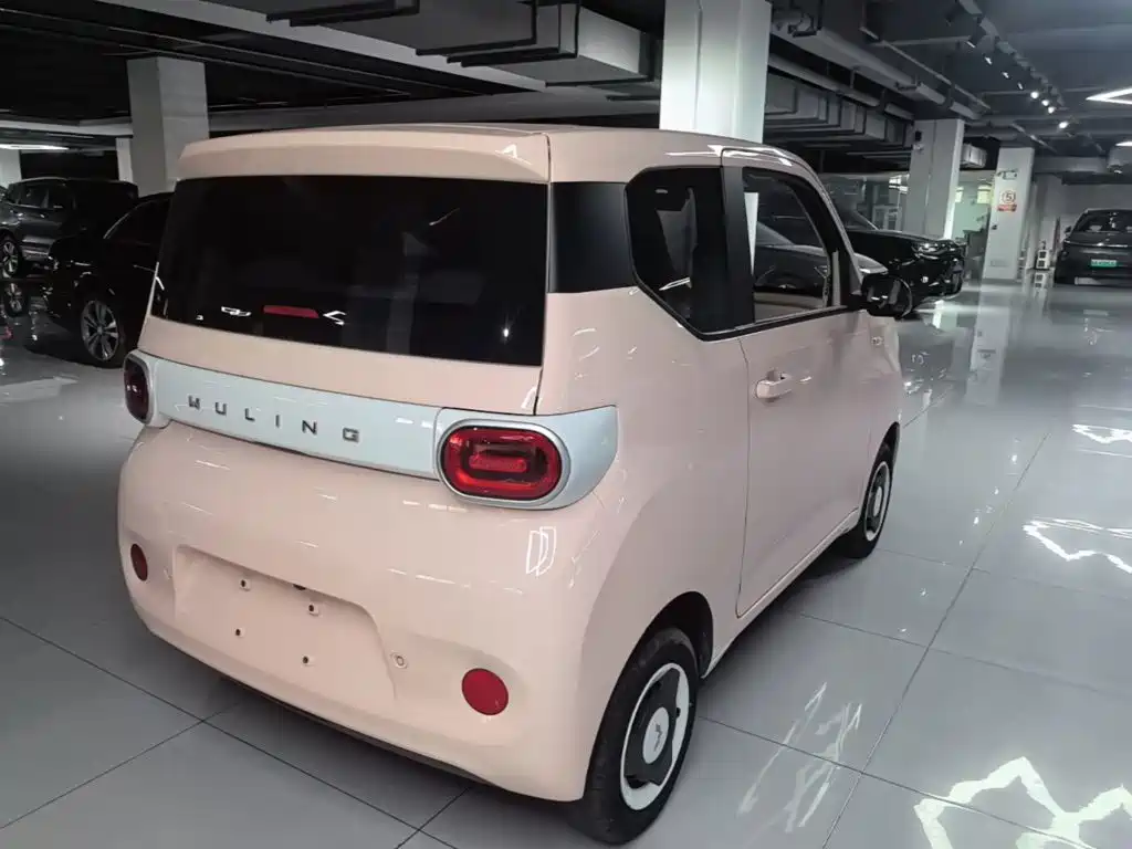 Wuling MINIEV — миниатюра 7