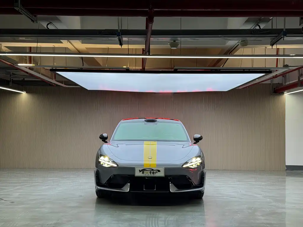 XIAOMI CAR XIAOMI SU7 ULTRA