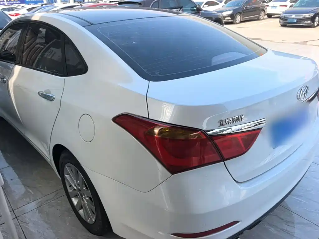 Hyundai Mistra — миниатюра 5