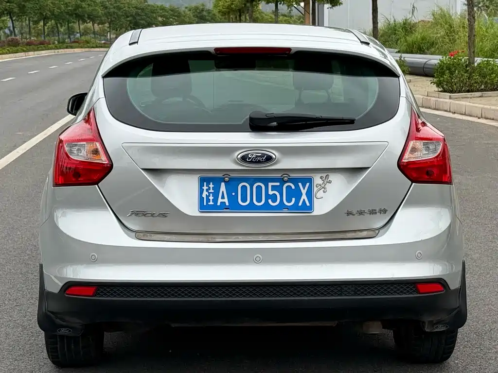 Ford Focus — миниатюра 4