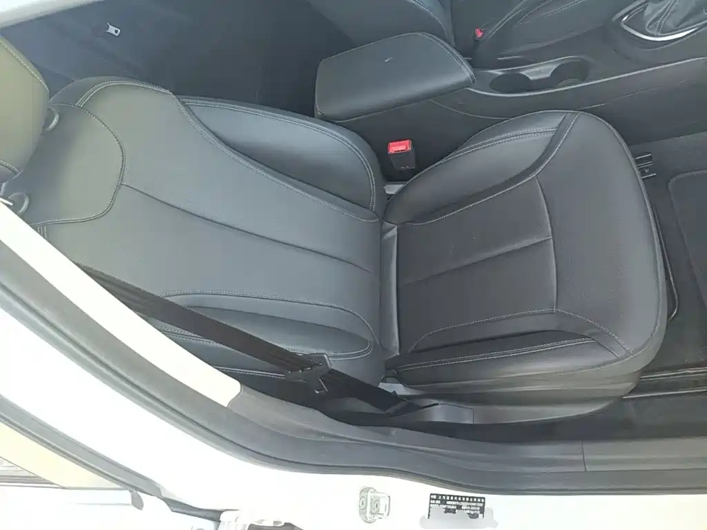 Buick Excelle — миниатюра 25