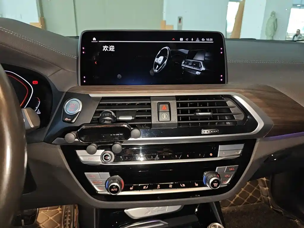 BMW X3 — миниатюра 14