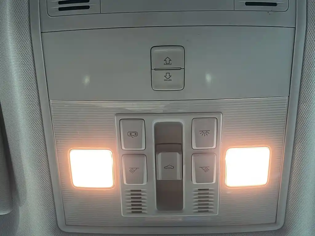 Skoda Karoq — миниатюра 9