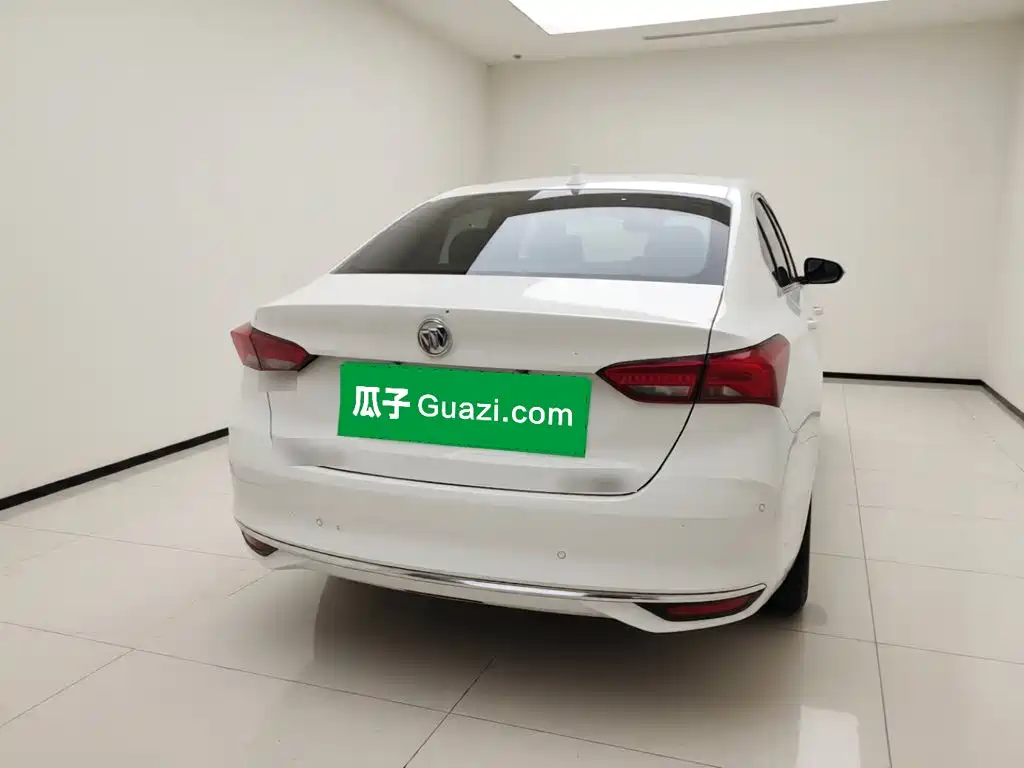 Buick Verano — миниатюра 5