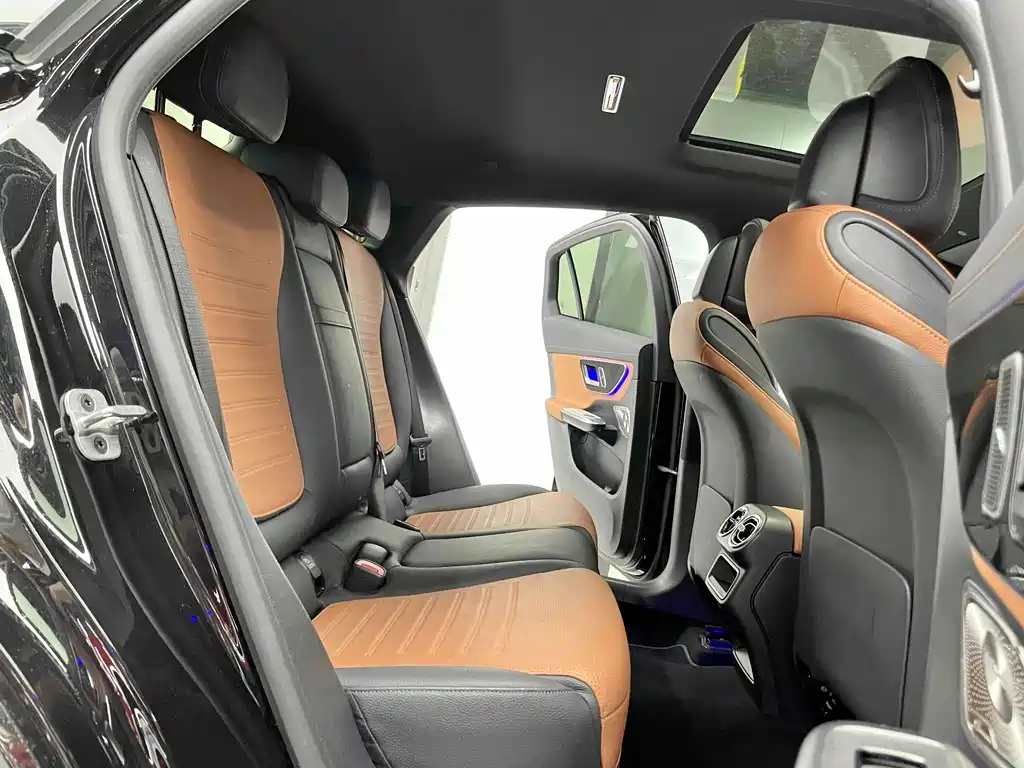 Mercedes-Benz GLC Coupe — миниатюра 8