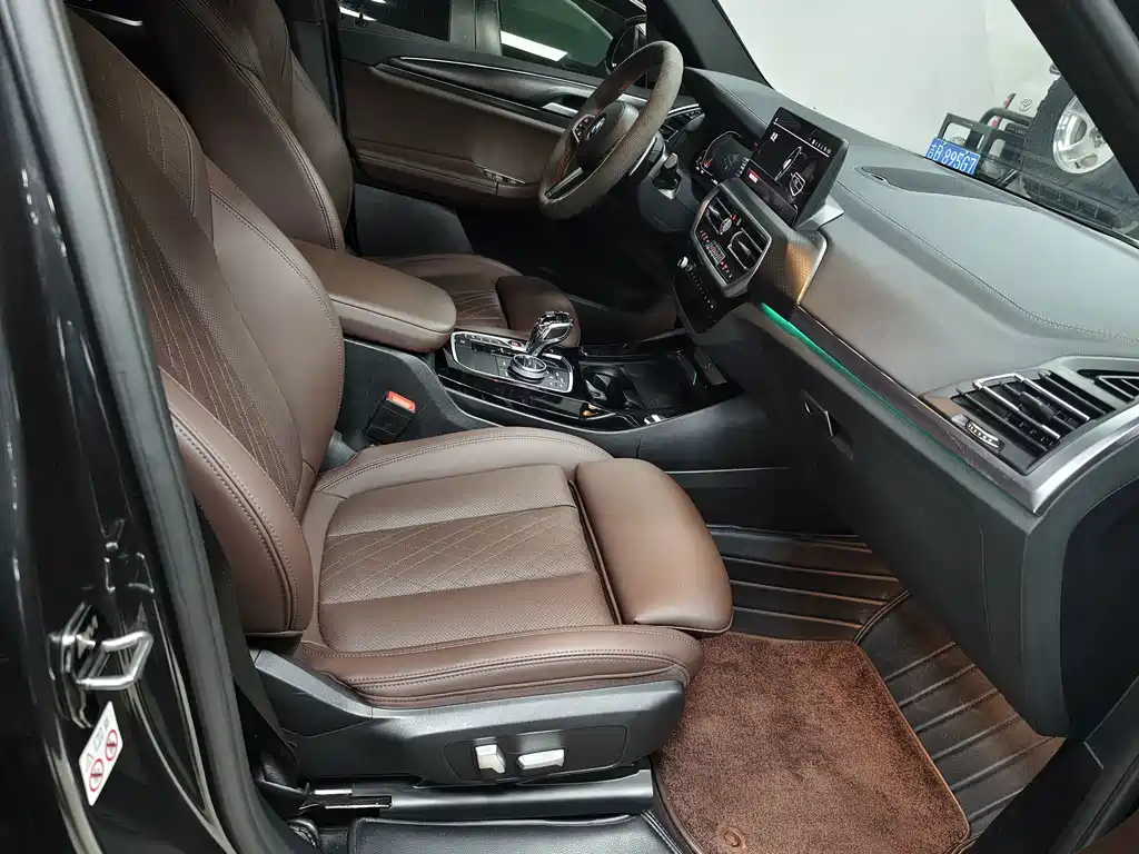 BMW X3 — миниатюра 8