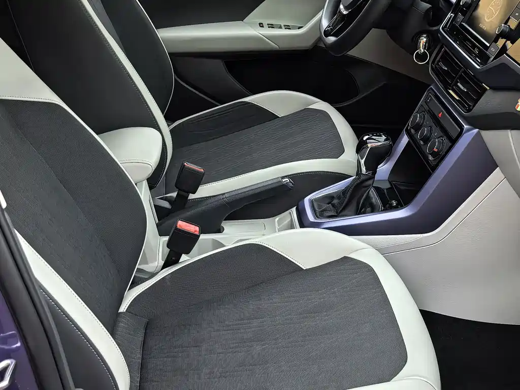 Volkswagen T-Cross — миниатюра 11