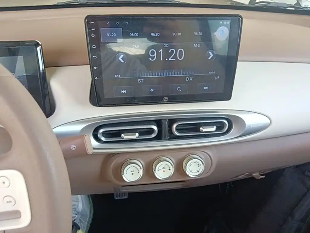 Wuling MINIEV — миниатюра 13
