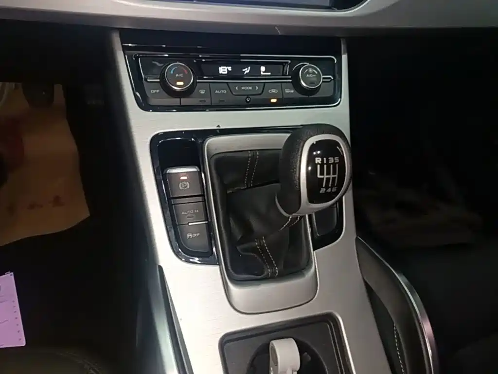 Geely Boyue — миниатюра 14