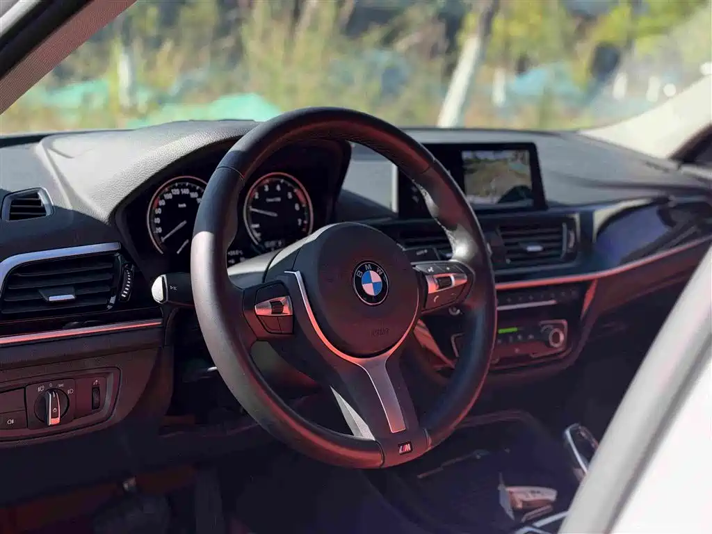 BMW 1 Series — миниатюра 12