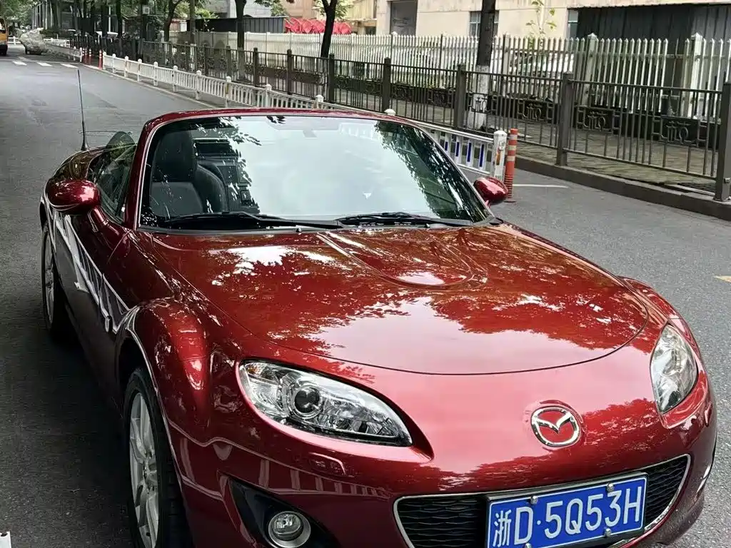 Mazda MX-5 — миниатюра 3