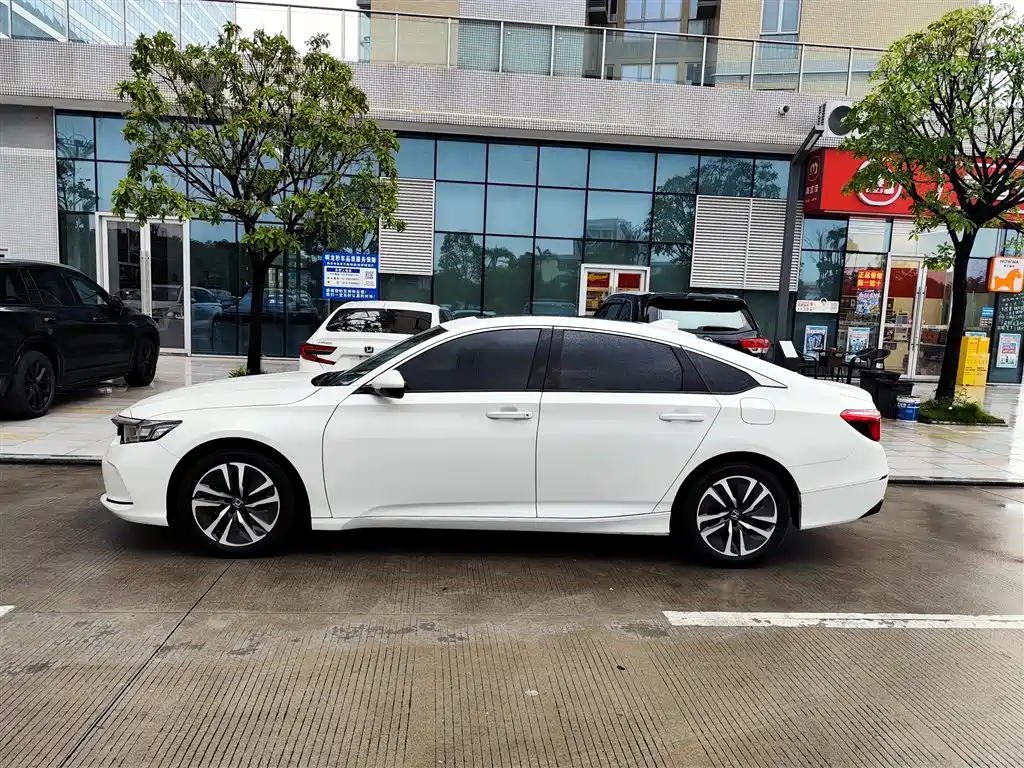 Honda Inspire — миниатюра 3