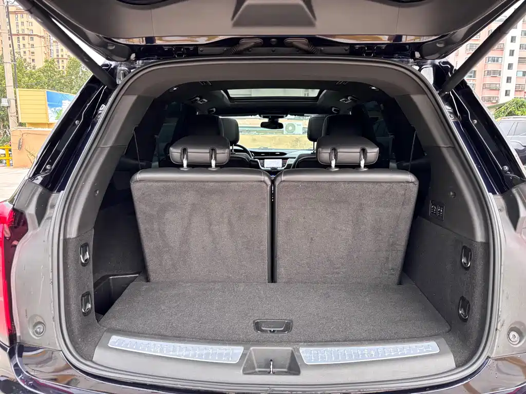 Cadillac XT6 — миниатюра 14