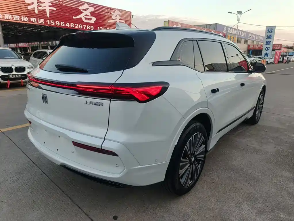 Buick E5 — миниатюра 11