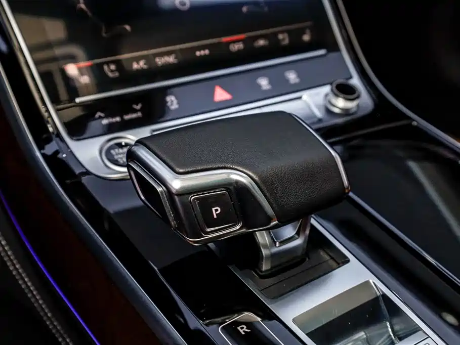 Audi A8 — миниатюра 30