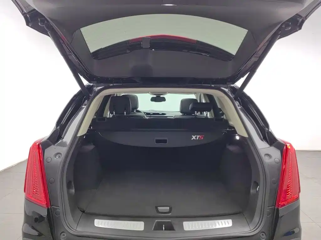 Cadillac XT5 — миниатюра 16