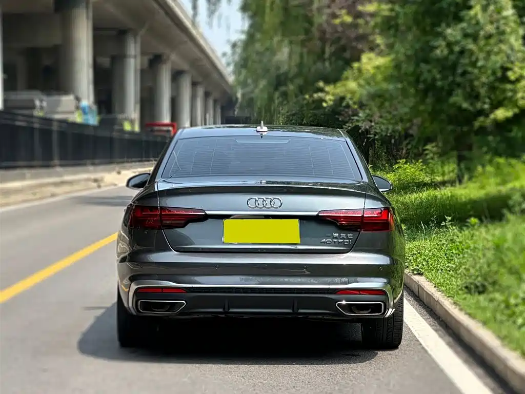 Audi A4L 2023 40 TFSI Fashion