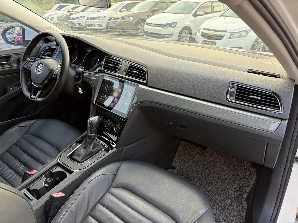 Volkswagen Lamando — миниатюра 14