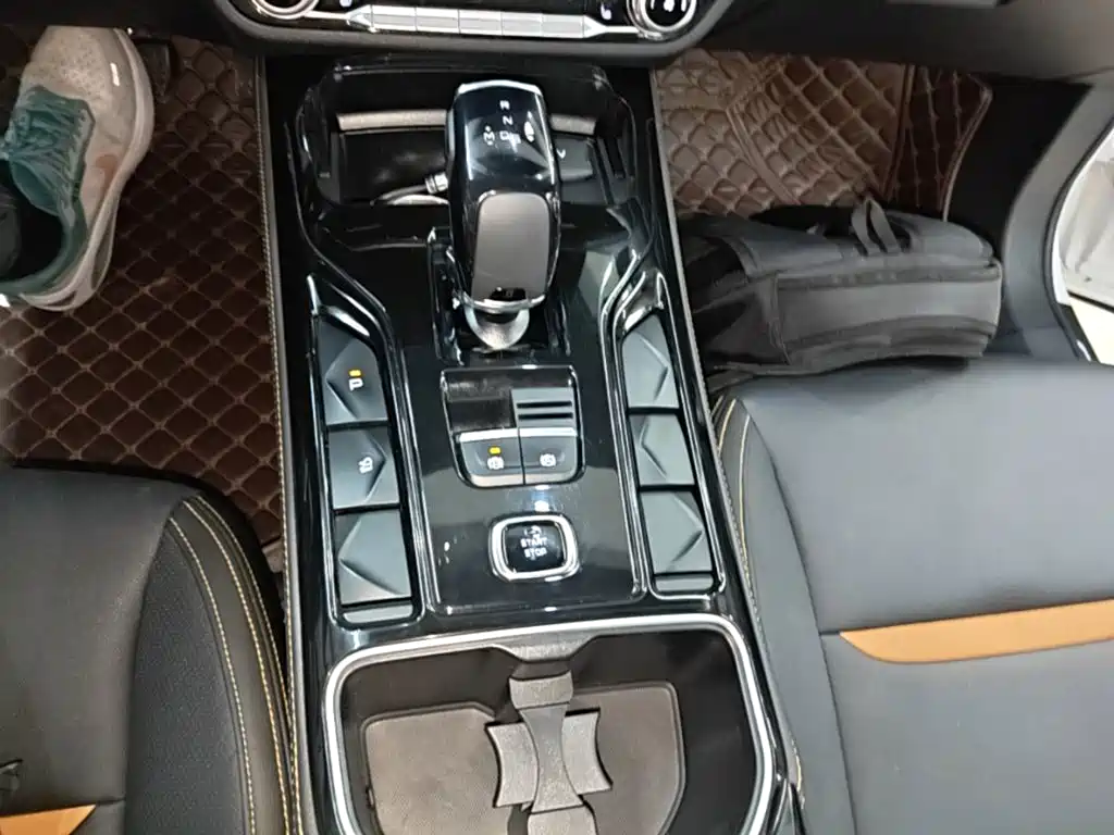 Bestune T77 — миниатюра 14