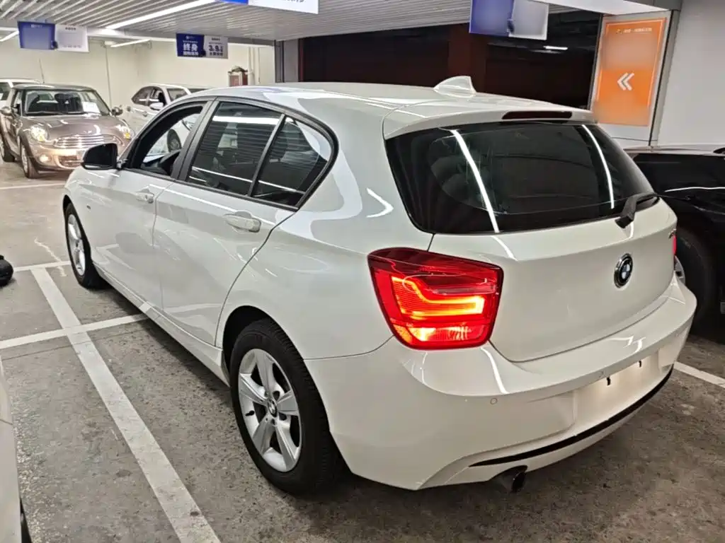 BMW 1 Series (Import) — миниатюра 5