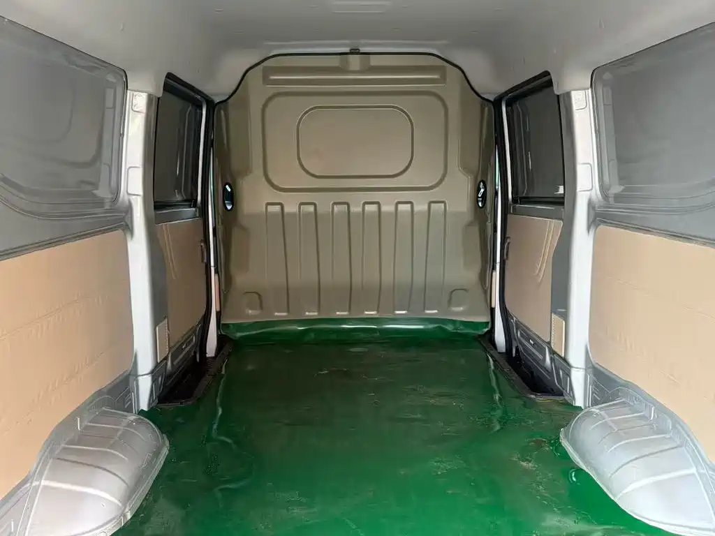 CHANGAN CROSS STAR V3