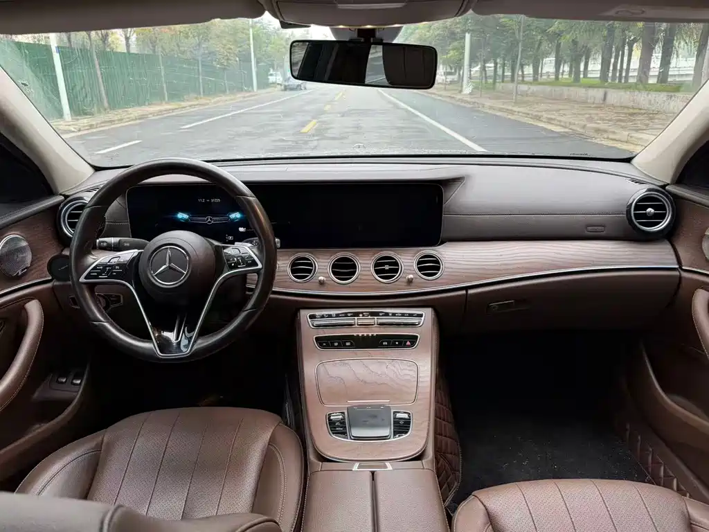 Mercedes-Benz E-Class New Energy — миниатюра 6