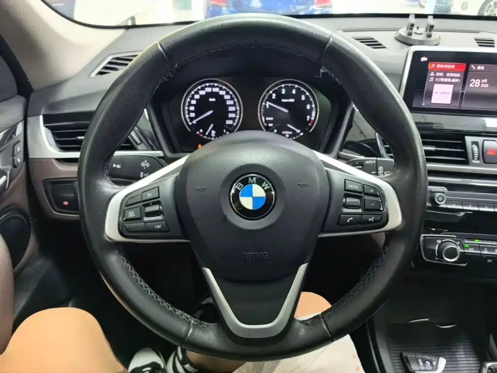 BMW X1 — миниатюра 11