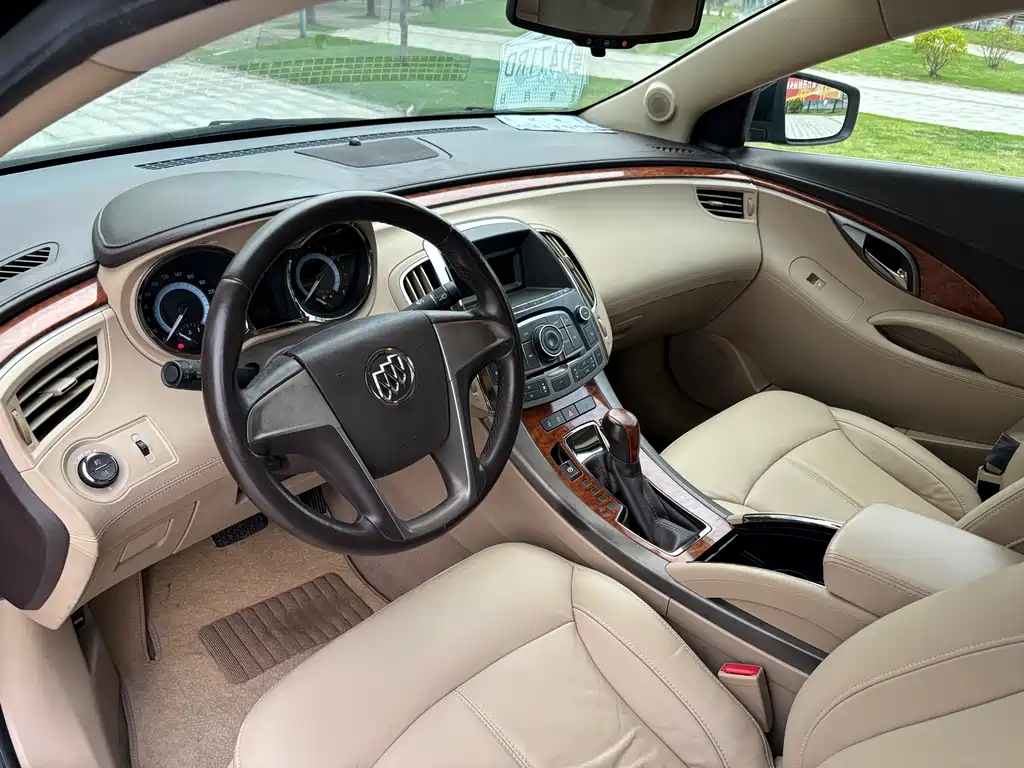 Buick LaCrosse 2.4L SIDI Comfort Edition, фото 11