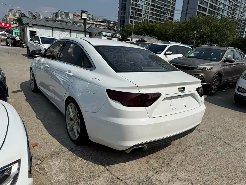 Geely Emgrand GL — миниатюра 8