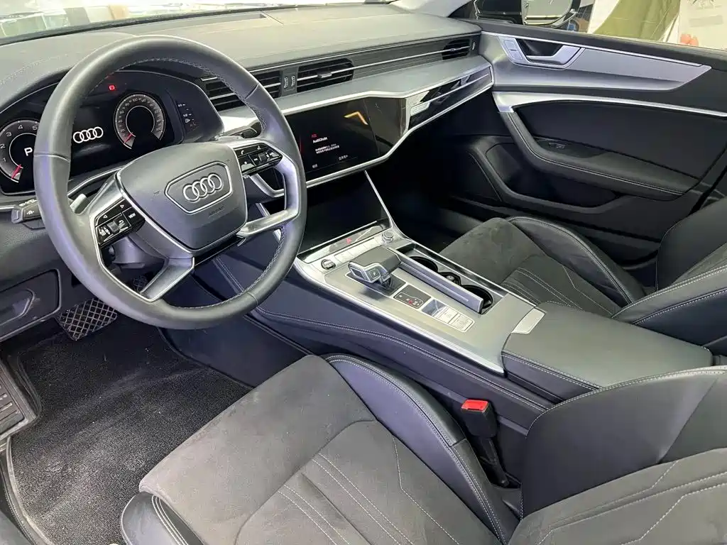 Audi A7L — миниатюра 5
