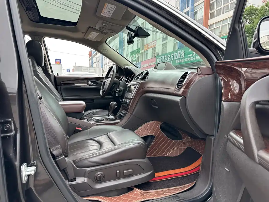 Buick Enclave — миниатюра 11