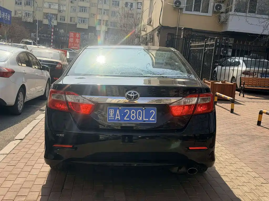 Toyota Camry — миниатюра 4