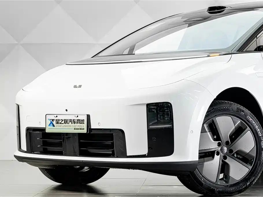 Li Auto i8 2025 Standard