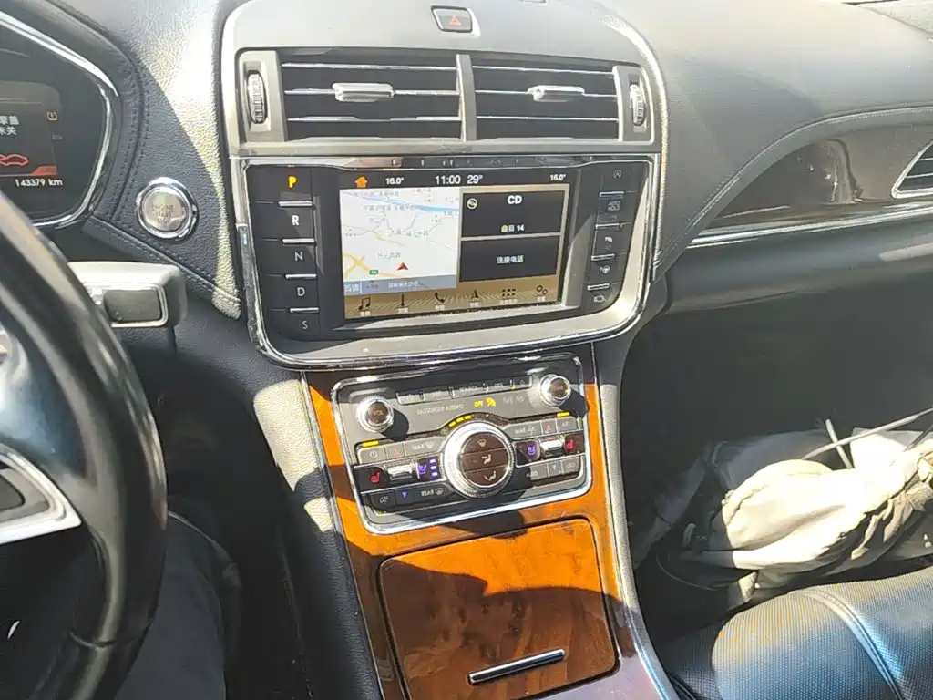 Lincoln Continental — миниатюра 13
