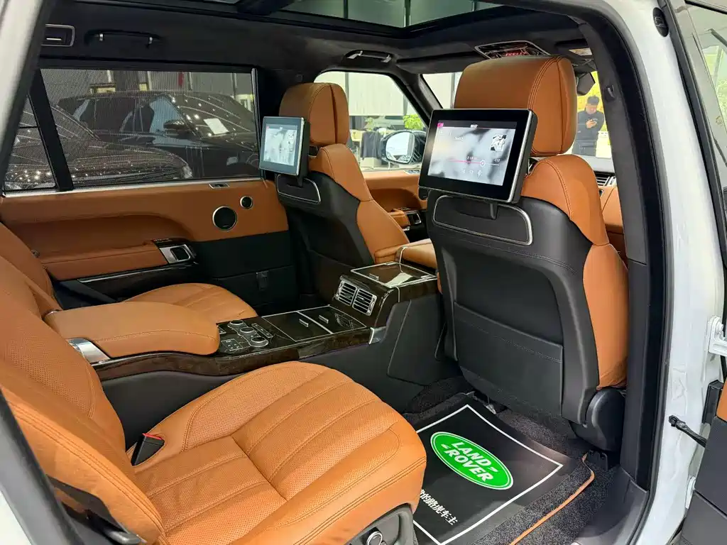 Land Rover Range Rover — миниатюра 5