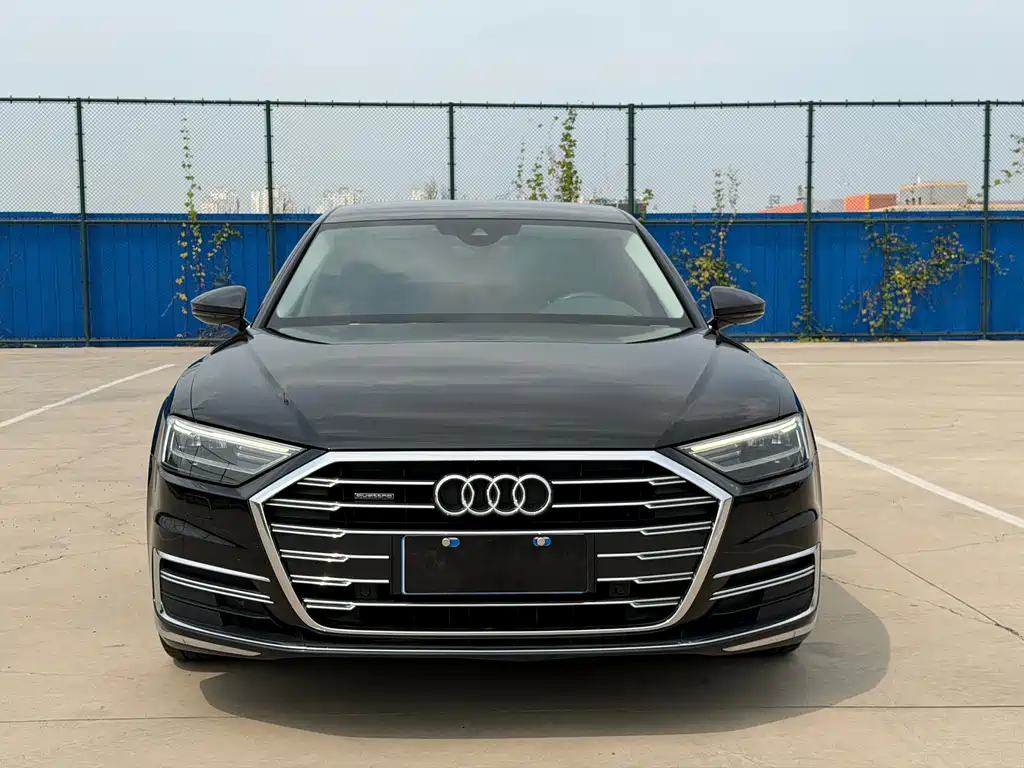 Audi A8 — миниатюра 2