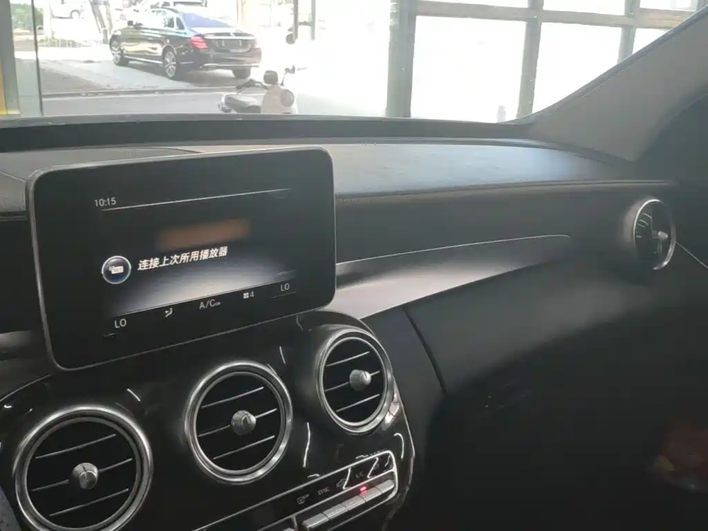 Mercedes-Benz C-Class — миниатюра 10